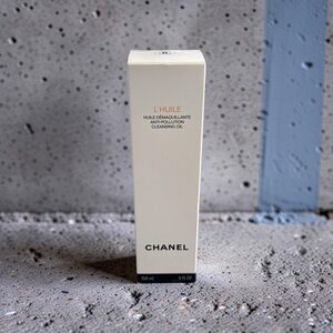 CHANEL L'Huile Anti-Pollution Cleansing Oil